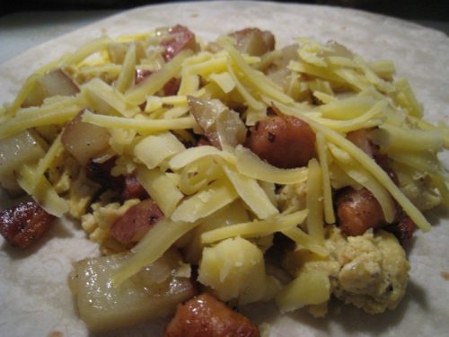 Homemade Freezer Meals: The Breakfast Burrito | Frugally Sustainable