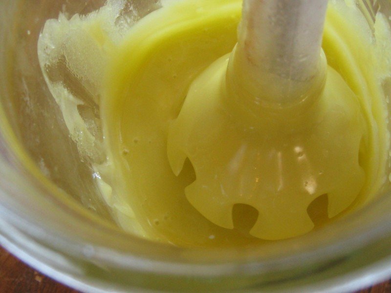 A Recipe for Calendula Lotion