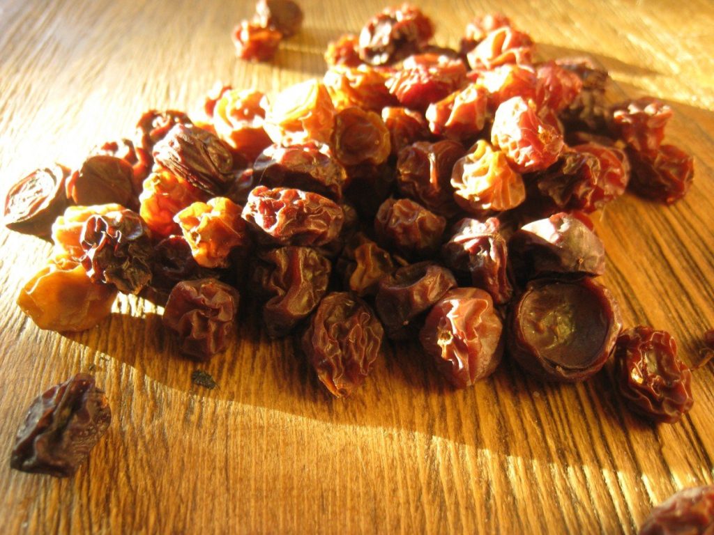 How to Make Raisins from Fresh Grapes Frugally Sustainable