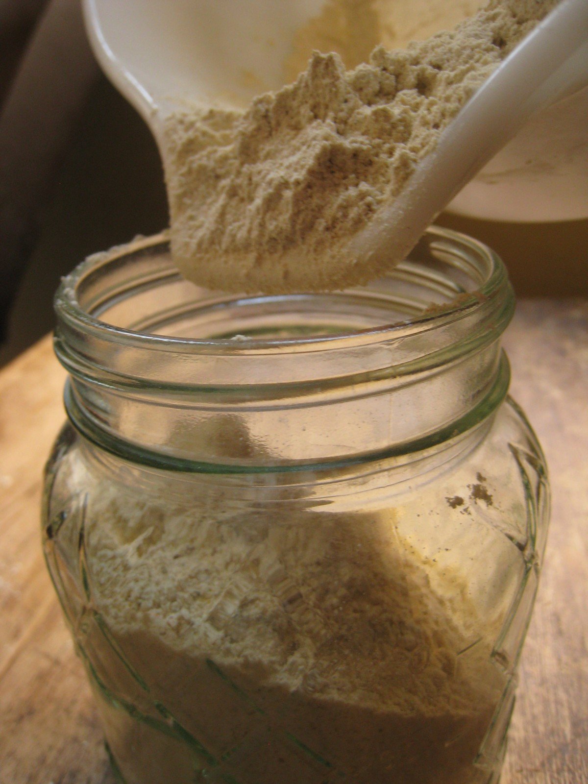 Foraging: How to Make Your Own Gluten-Free Mesquite Pod Flour