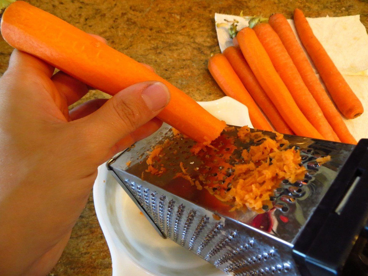 How to Make Carrot Oil for Naturally Healthy Hair and Skin