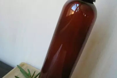 Conditioning Herbal Vinegar Hair Rinse