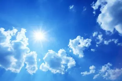 How to Treat a Sunburn Naturally