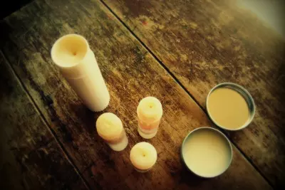 Super Simple Homemade Lip Balm